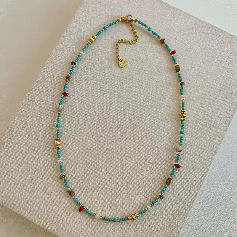 2025 New Arrival: Luxurious Turquoise Beaded Necklace for Women – Chic Collarbone Chain with Boho Design