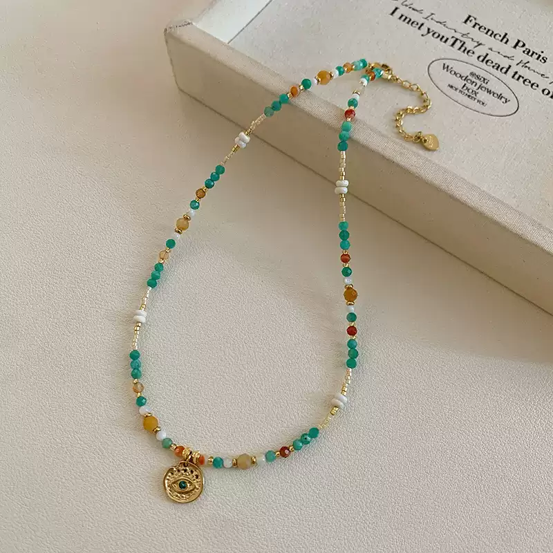 2025 New Arrival Women's Crystal Beaded Necklace with Luxe Design and Pendant Lockbone Chain
