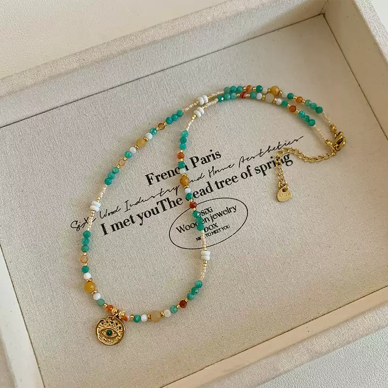 2025 New Arrival Women's Crystal Beaded Necklace with Luxe Design and Pendant Lockbone Chain
