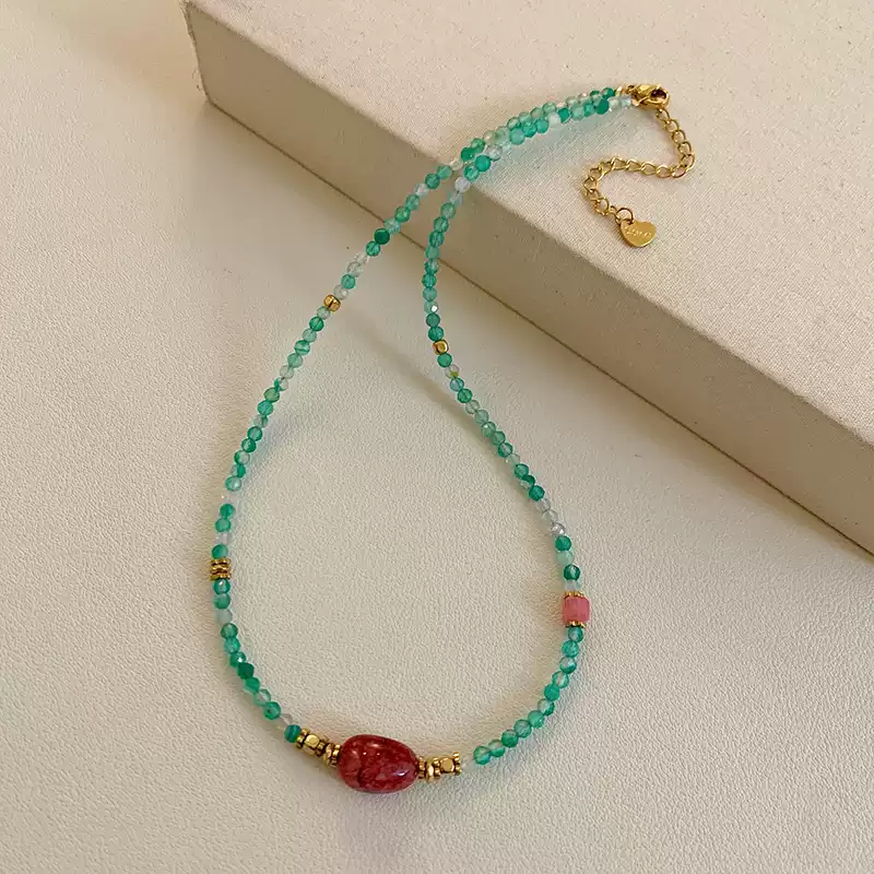 2025 New Arrival Natural Red Agate Bead Necklace for Women, Luxurious and Chic Collarbone Chain with Unique Design